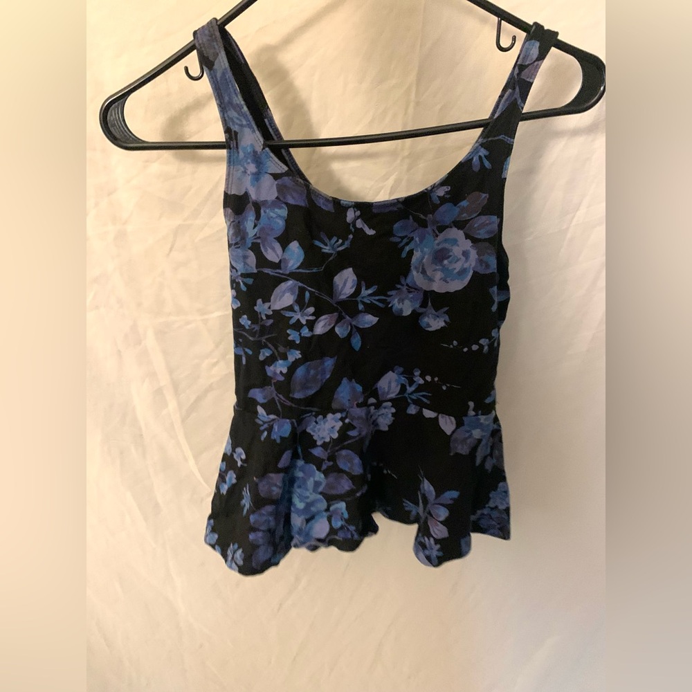 Express sm tank top